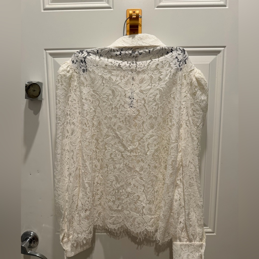 L'AGENCE
Anita Lace Button Up Blouse - Picture 5 of 9